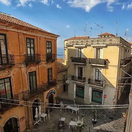 Daire San Giorgio By Pizzoapartments